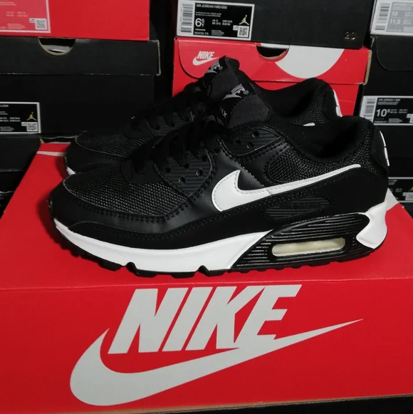 NIKE AIR MAX 90S ESSENTIAL WOMEN US SIZE 7 SUPER MINT COND "USED ITEM NO - Picture 9 of 10